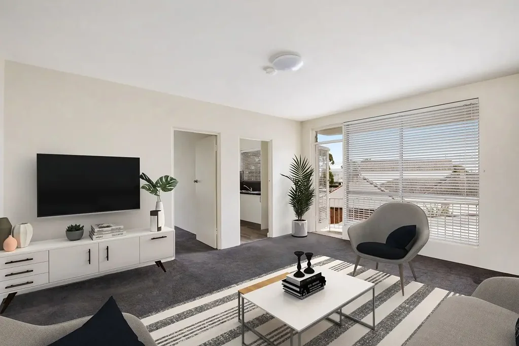 One Bedroom Apartment in a Convenient Location