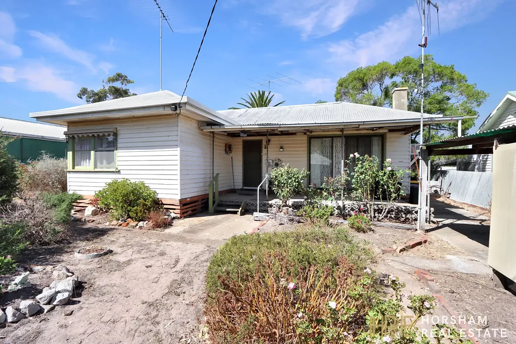 17 Barrack Street, Goroke, VIC 3412