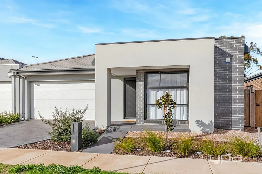 Modern Living in a Prime Location...