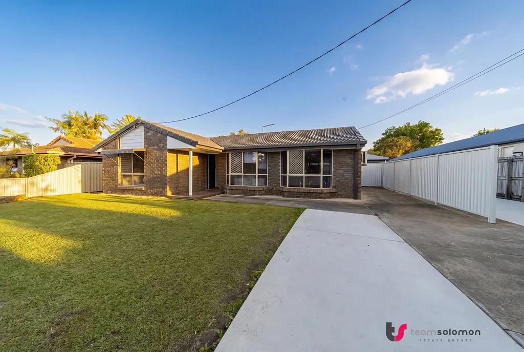 Redland Bay 3房 BAYSIDE - 焕然一新，准备就绪！ BAYSIDE - REFRESHED AND READY!