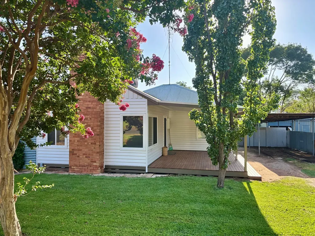 Refreshed and ready to rent!