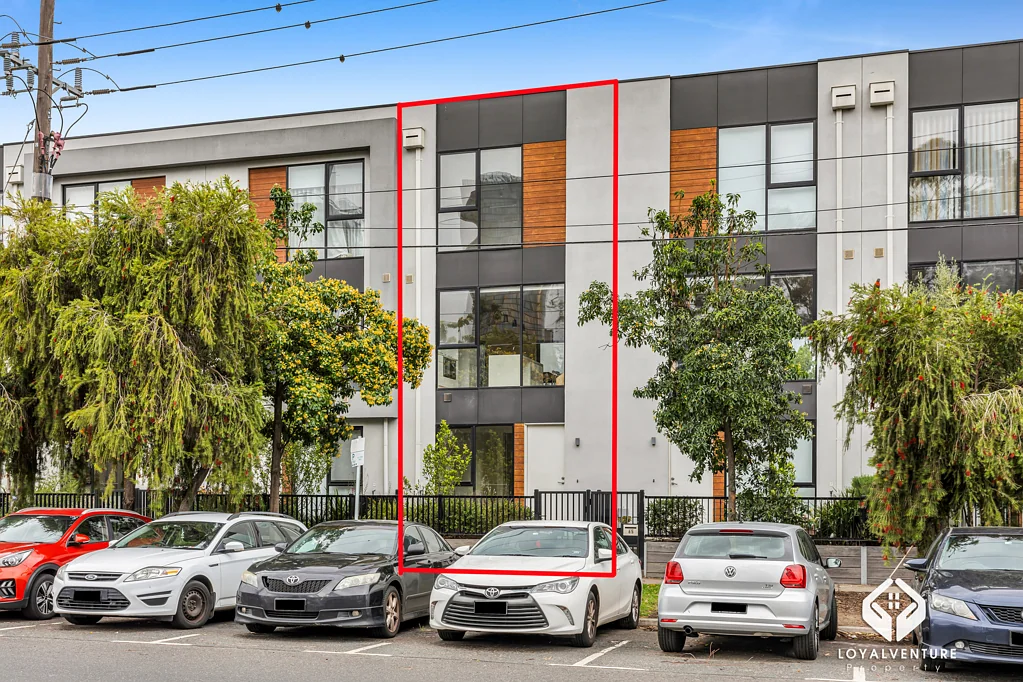 Port Melbourne 3બેડરૂમ Luxurious Townhouse Lifestyle on the City Edge