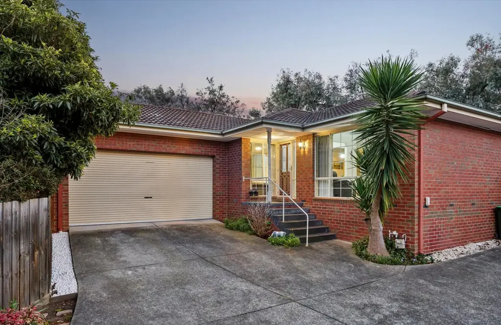 Bayswater North 3कमरा Single-Level Ease With Lots To Enjoy