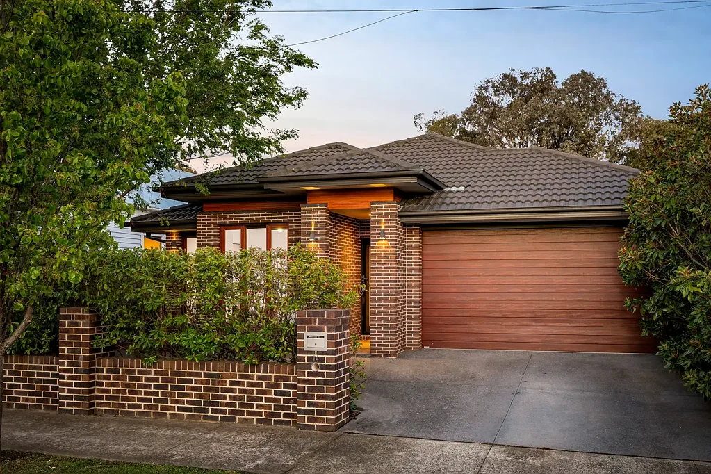 Coburg 4ਬੈੱਡਰੂਮ Modern Comfort in a Prized Pocket