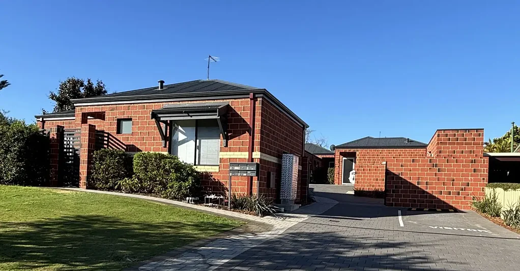 Coolbellup 2房  CLICK ON VIDEO ICON FOR 3D VIRTUAL WALKTHROUGH