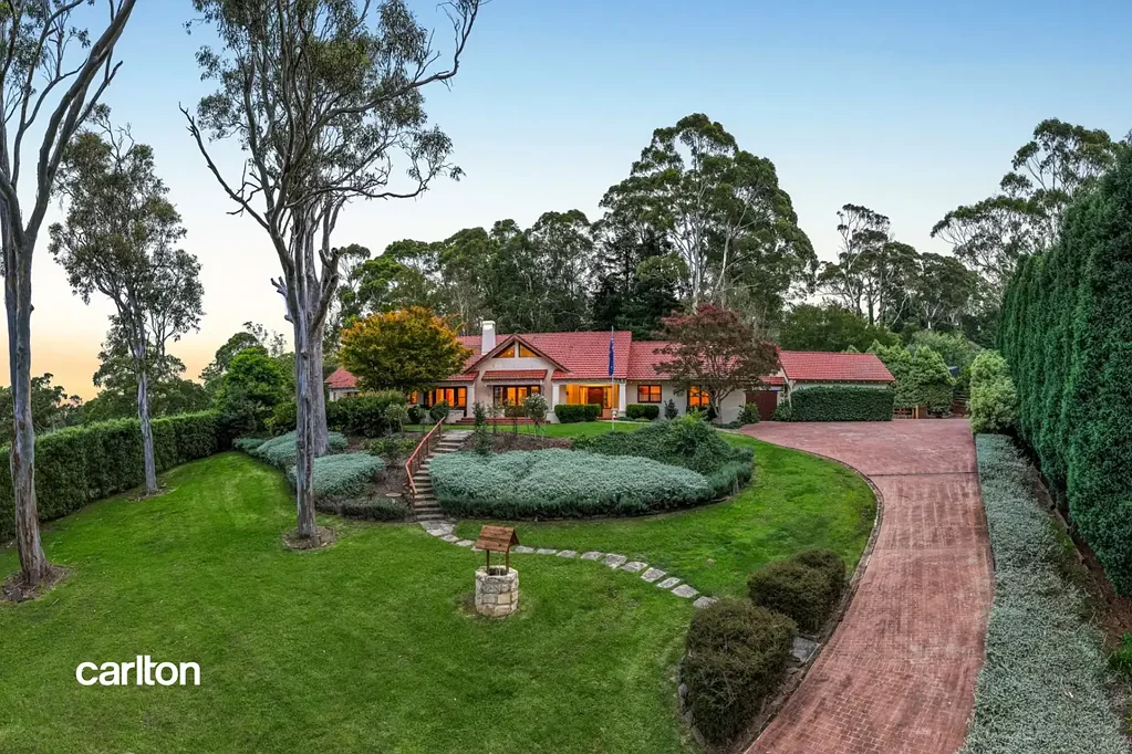 Bowral 4房  A Private Bowral Retreat with Sweeping Views to Mount Gibraltar