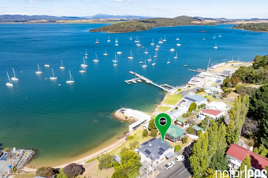 108 Flinders Street, Beauty Point, TAS 7270