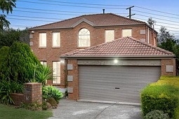 7 Belinda Court, Bentleigh East