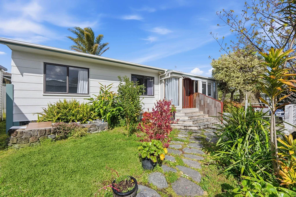 Flat Bush 3房  Solid Value Meets Prime Flat Bush Location