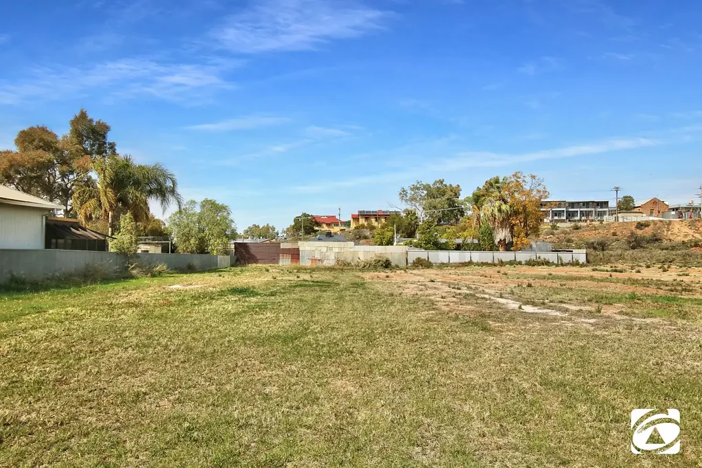 Broken Hill  LARGE BLOCK – BUILD YOUR DREAM HOME