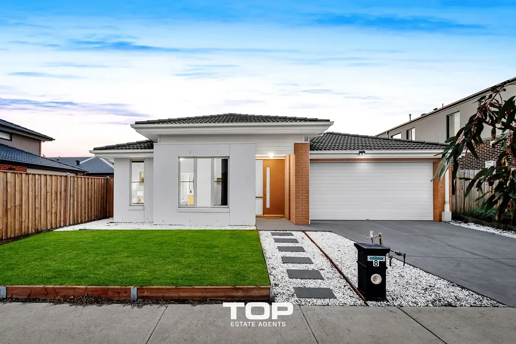8 Trapani Street, Clyde, VIC 3978