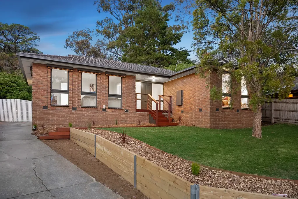41 Chestnut Avenue, Ferntree Gully, VIC 3156