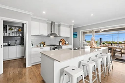 2 Yirn Avenue, Torquay