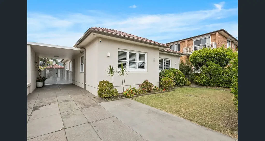 SPACIOUS FAMILY HOME IN A GREAT LOCATION!