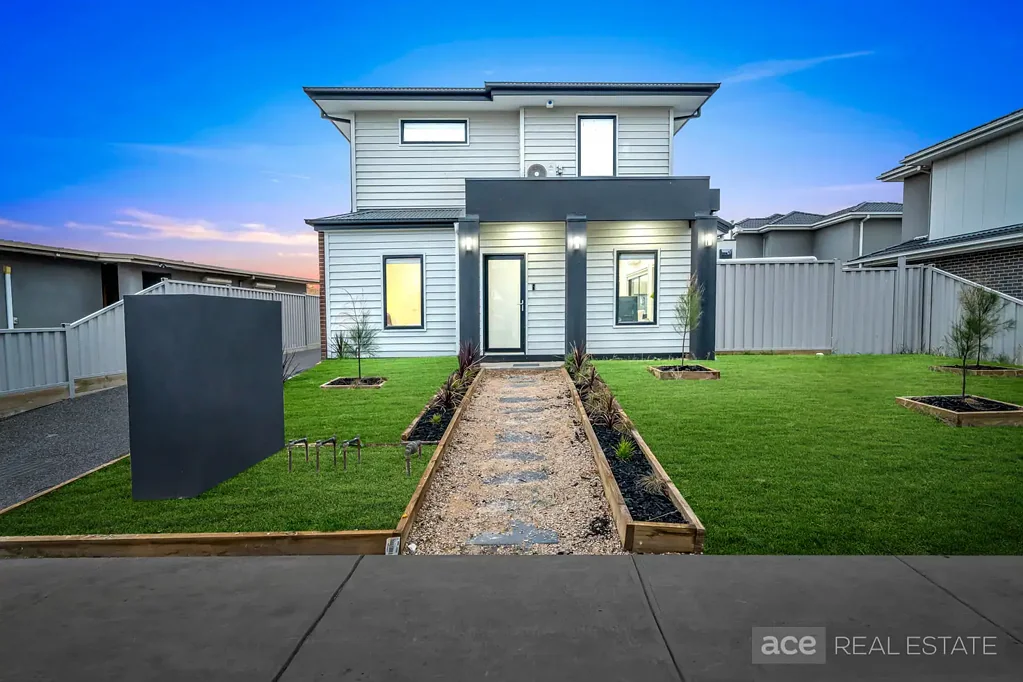 Laverton 4 Slaapkamer Bold, Beautiful & Brand-New - 4 Bed, 3 Bath Brilliance