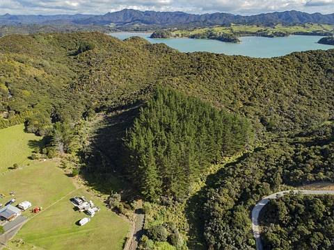 Oakura Coast  Vendor seeking interest around $400,000