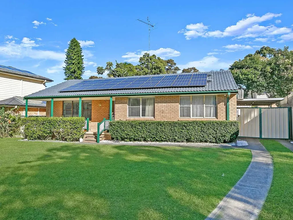 229 Madagascar Dr, Kings Park, NSW 2148