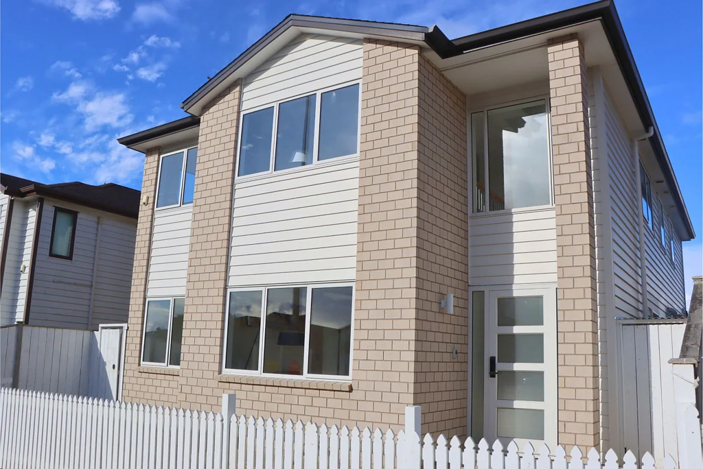 Flat Bush 6ਬੈੱਡਰੂਮ Walk to Ormiston Schools & Town Centre