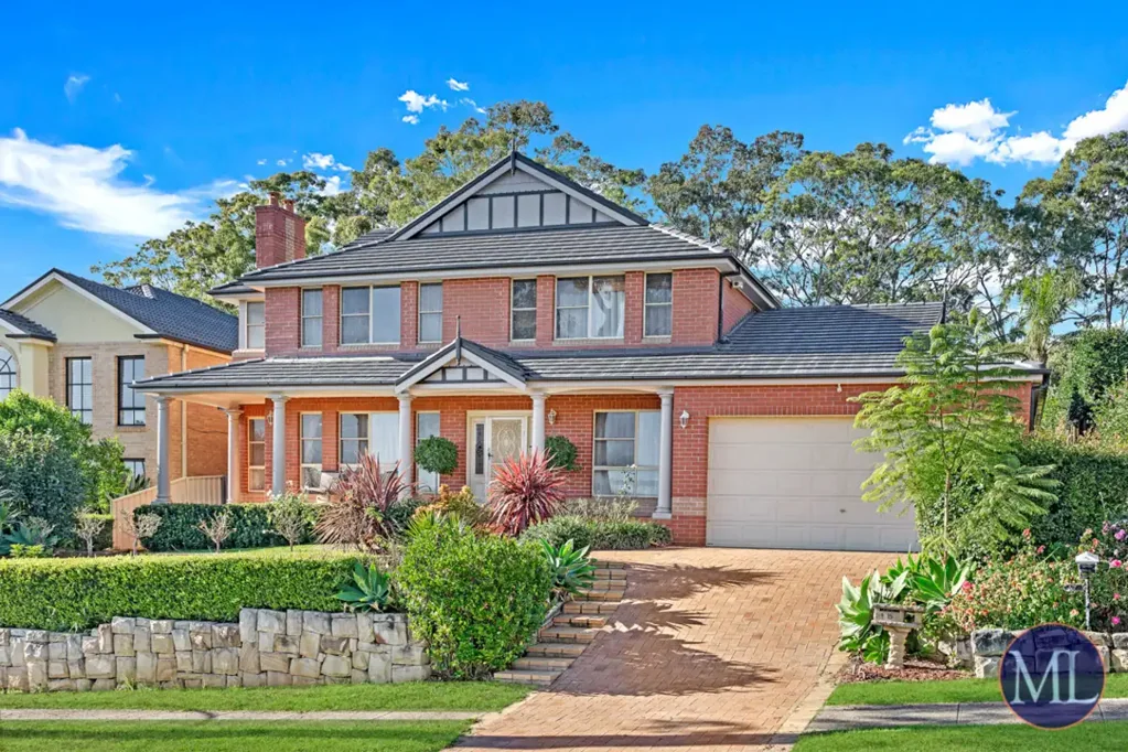 Well maintained family Home - CTHS zone 
Pool maintenance included!!!