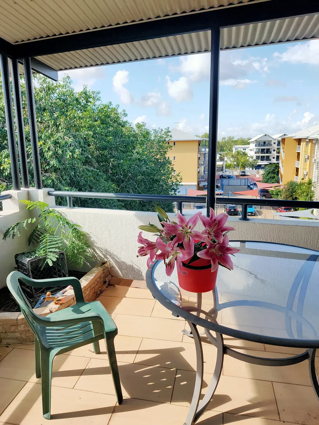 Coconut Grove 2房  Foreshore Lifestyle Meets Unmatched Convenience: Your Top-Floor, Corner Gem