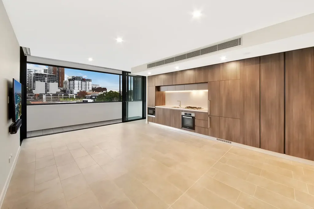 Modern two bedroom in the heart of Crows Nest