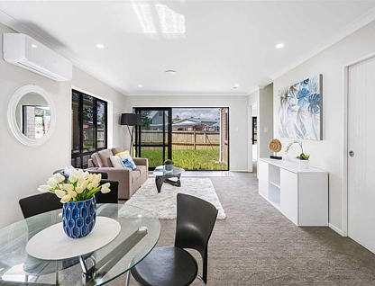8C Mahon Place, Papatoetoe, Manukau City, 4房, 3浴, 整租独立别墅