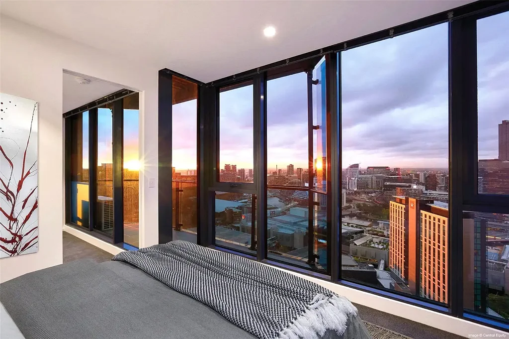 Fantastic Two Bedroom Apartment in Southbank Central!
