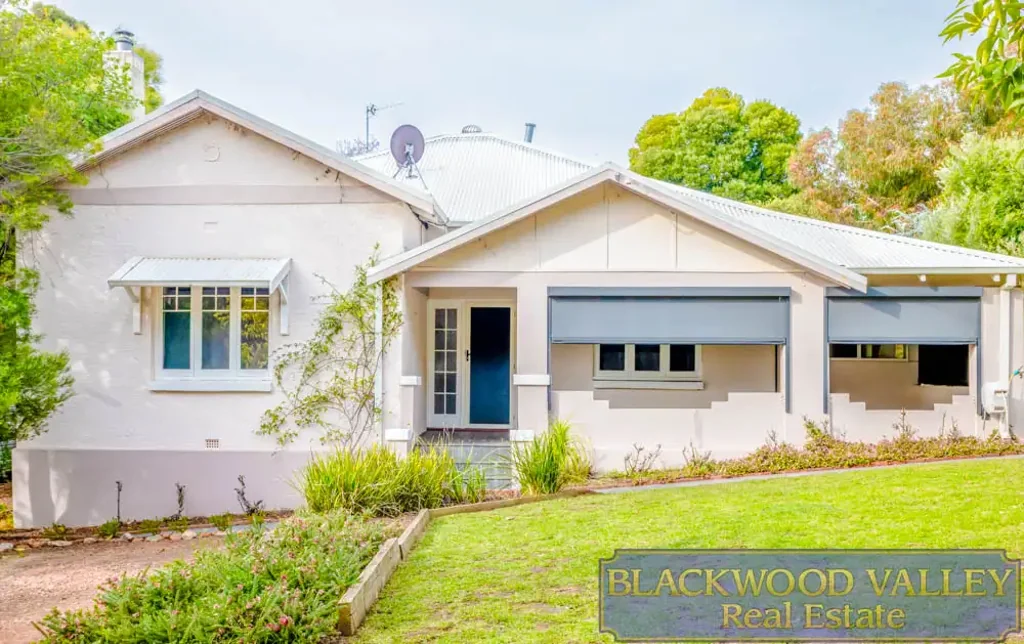 11 Mcalinden Street, Bridgetown, WA 6255
