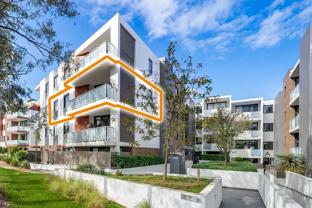Rouse Hill 2房 Rouse Hill中心绿洲 高端美食厨房 BOSCH电器 宽敞卧室 安全停车 现代生活空间 North Facing Modern Lifestyle in the Heart of Rouse Hill