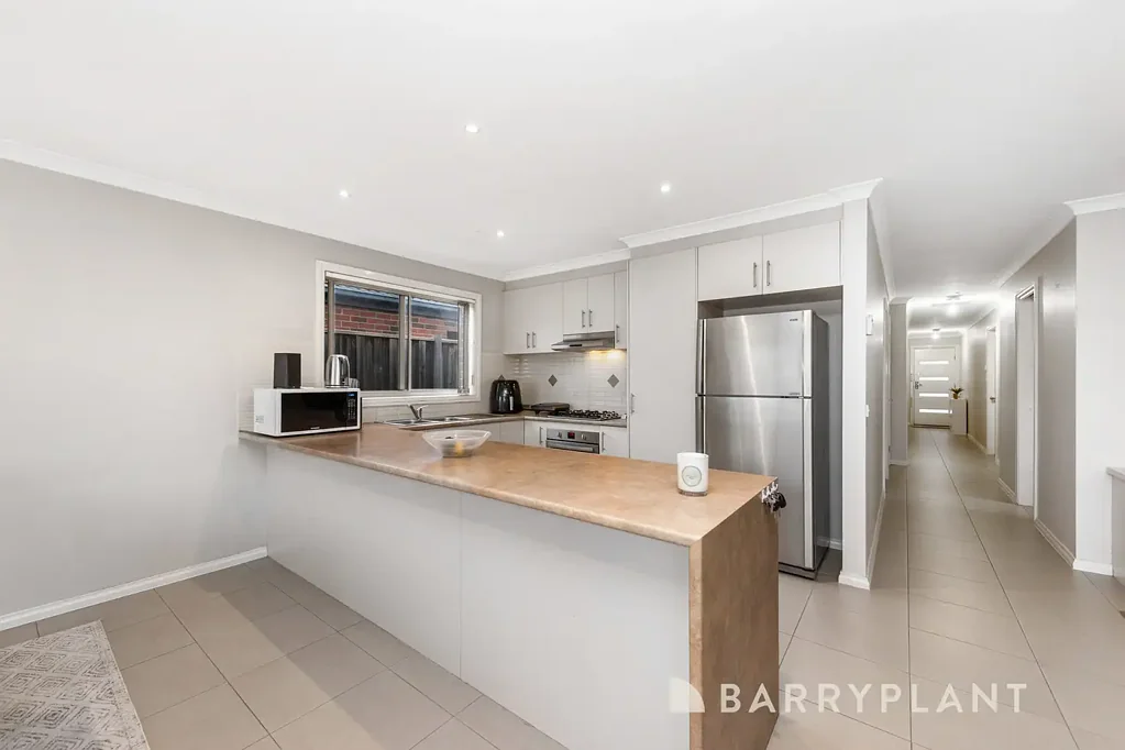 6 Stefan Drive, Harkness, VIC 3337