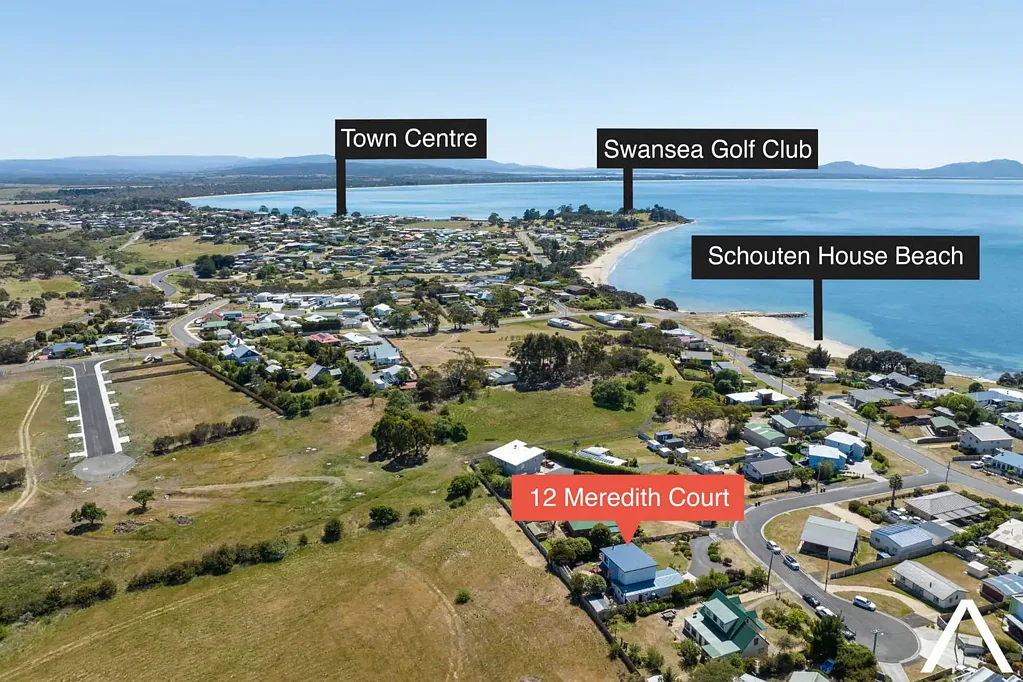 Swansea 4 Bedroom Life's Better by the Bay-Welcome to 12 Meredith Court, Swansea