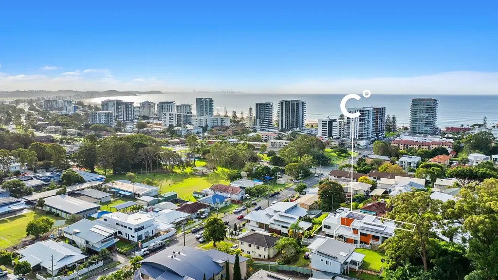 1/42A Miles Street, Coolangatta, QLD 4225