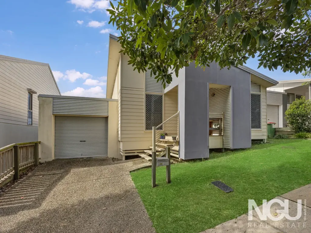3 Cove Place, Springfield Lakes, QLD 4300