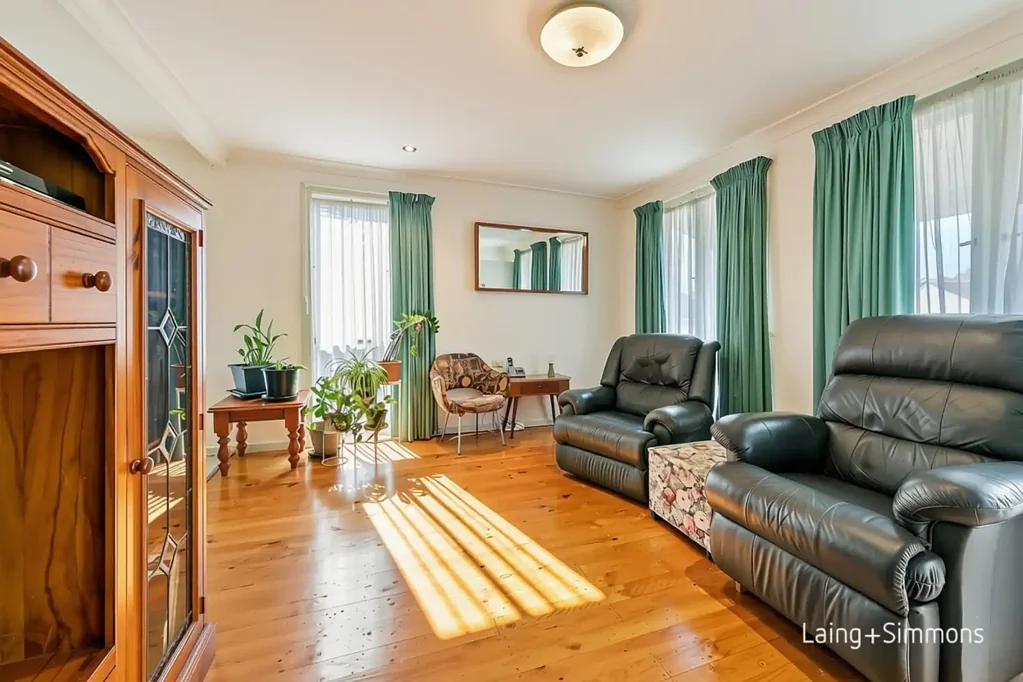 Willmot 3ਬੈੱਡਰੂਮ Immaculately presented home set on a flawlessly landscaped 569sqm parcel