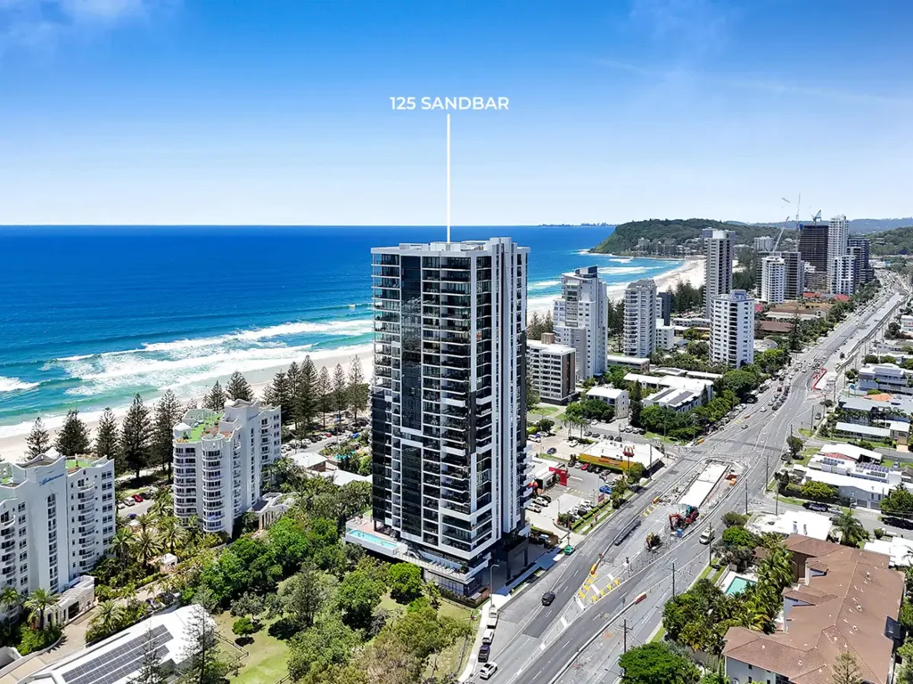 Burleigh Heads 2 Bedroom High Floor Apartment With Perfect North Aspect!