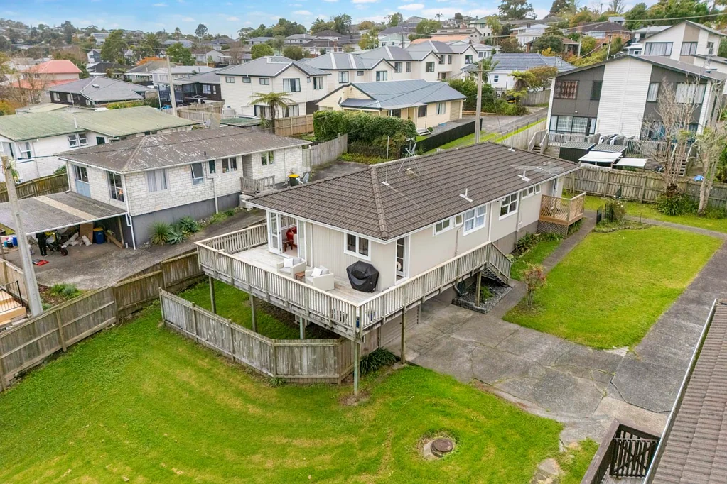 1&2/6 Elliott Avenue, Bayview, North Shore City, Auckland