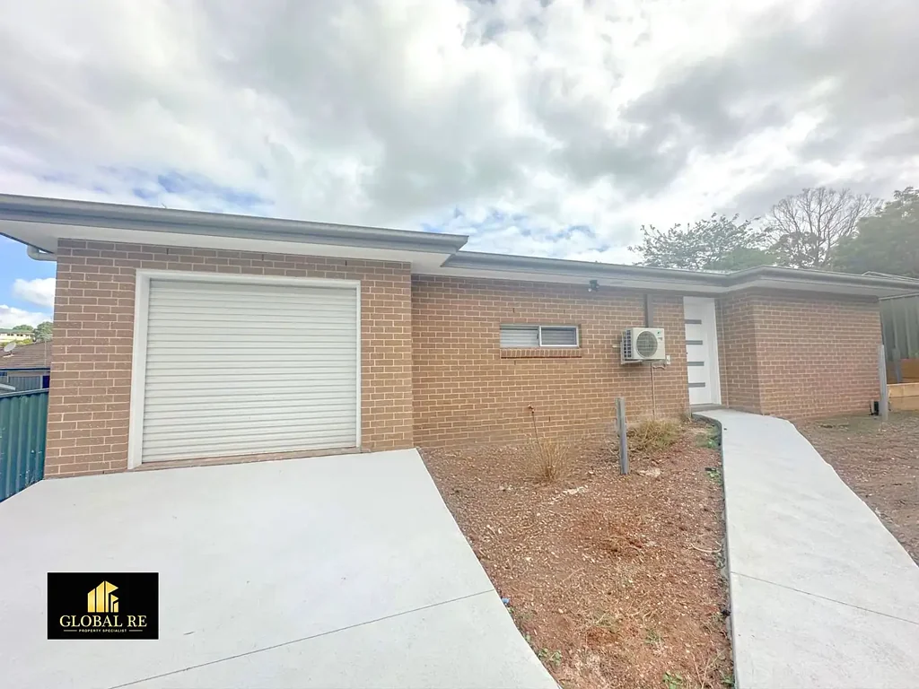 Brand New 3-Bedroom Granny Flat with Private Parking