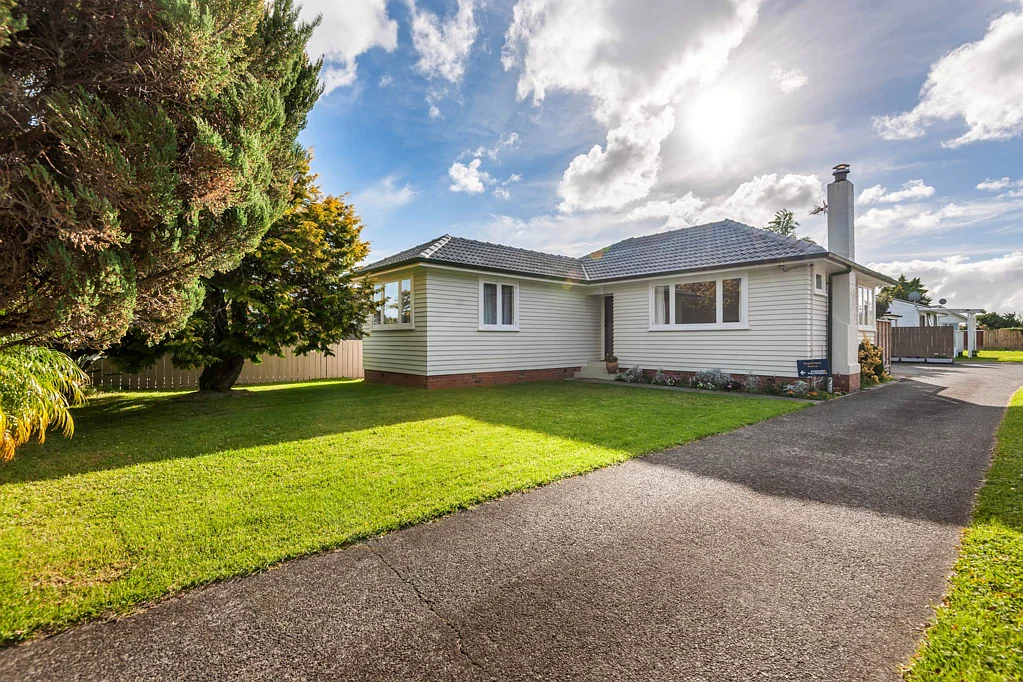 Manurewa 3 Slaapkamer Character Bungalow Meets Designer Soul...