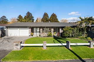 19 Vivian Wilson Drive, Eastern Beach, Manukau City