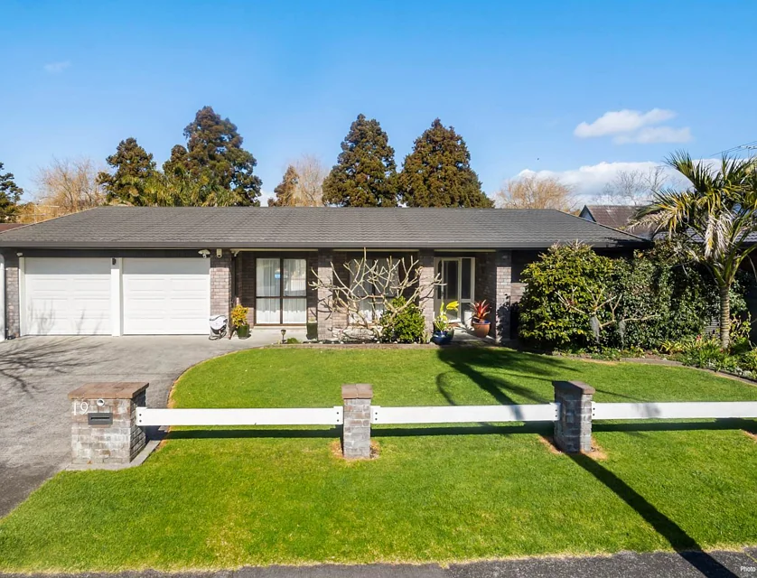 19 Vivian Wilson Drive, Eastern Beach, Manukau City, 4 غرف, 2 حمامات, House