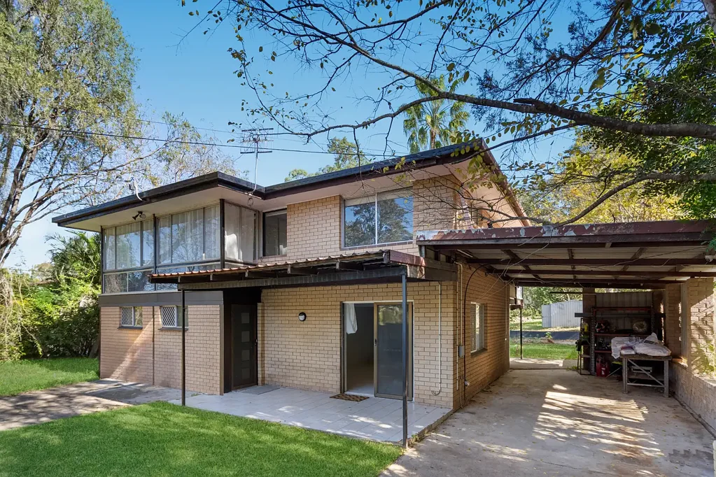 35 Caroline Street, Riverview, QLD 4303