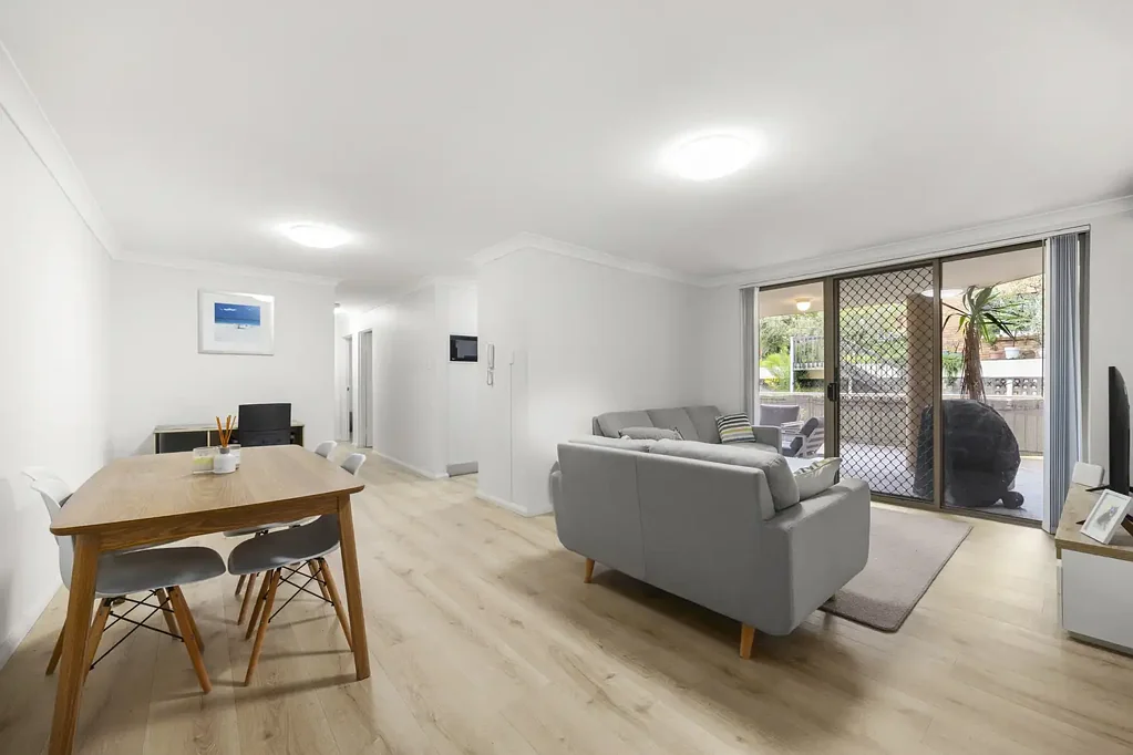 Ground Floor Villa Style Apartment with Expansive Entertaining Terrace