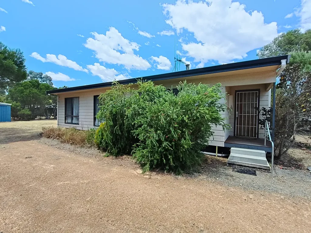 96 Third Avenue, Kendenup, WA 6323