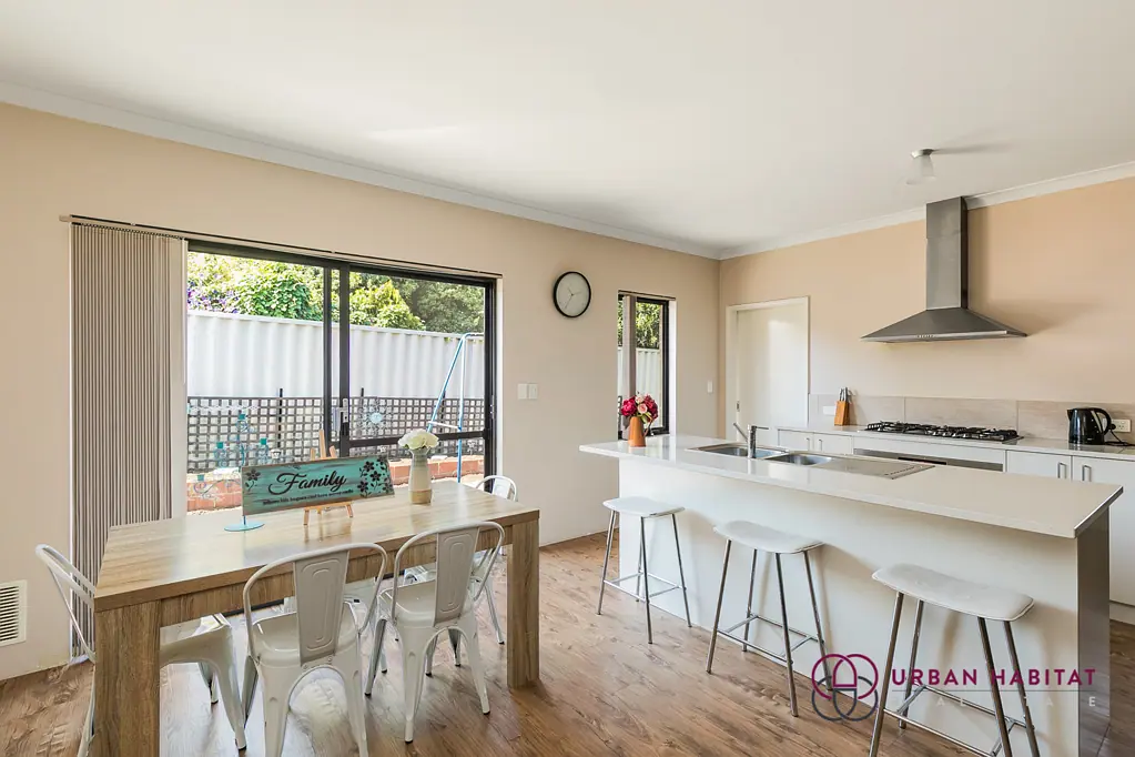 12A Harrison Way, Calista, WA 6167