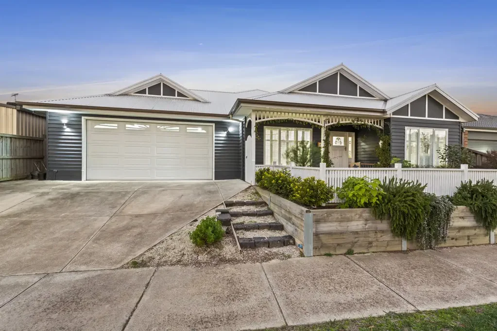Indented Head 4कमरा Elegant Coastal Living in Indented Head