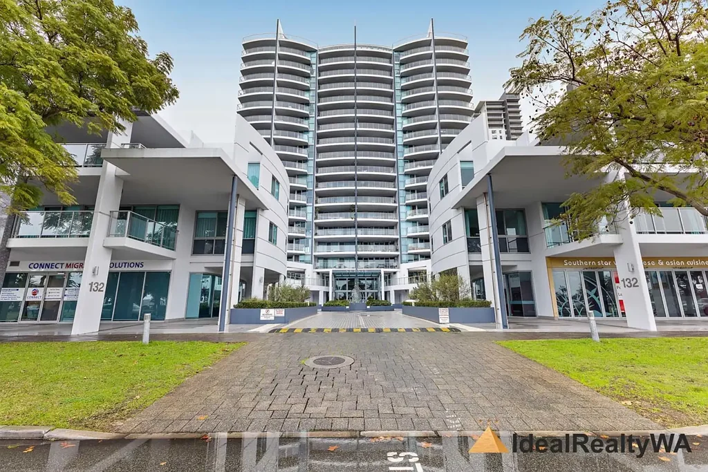 Luxurious Altair Podium Apartment: Spacious Living with Resort-Style Amenities and Prime Location