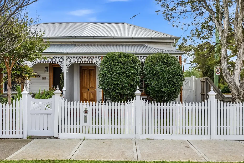 Williamstown 3房 Williamstown 优雅生活 Elegant Williamstown Living