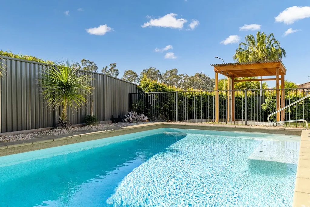 Fully Furnished Coastal Retreat with Pool – Flexible Lease Options Available