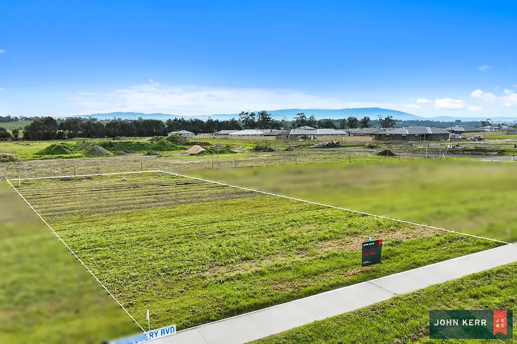 80 (Lot 803) Discovery Boulevard, Moe, VIC 3825