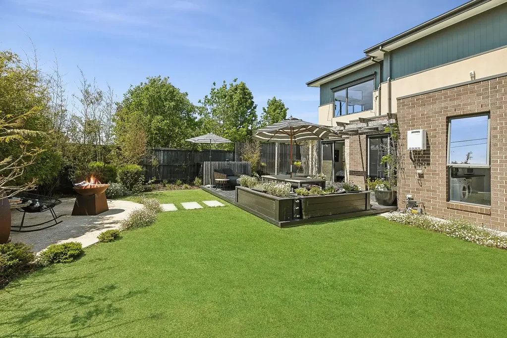 1/2 Eton Road, Torquay, VIC 3228